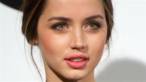 Ana de Armas à poil : vidéos porno et sex tapes @ xHamster